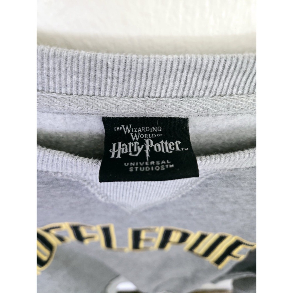 Harry Potter Wizarding‎ World Universal Studios Hufflepuff Sweatshirt Size S - Picture 7 of 7